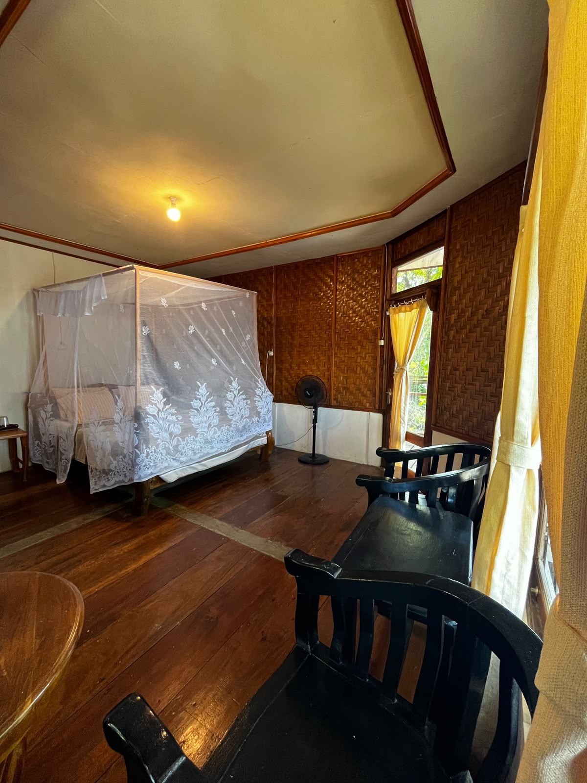 Seafront Bungalow photo